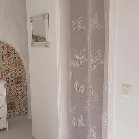 La Maison Des Mots Et Des Notes Ubytování v soukromí Roquebrune-Cap-Martin